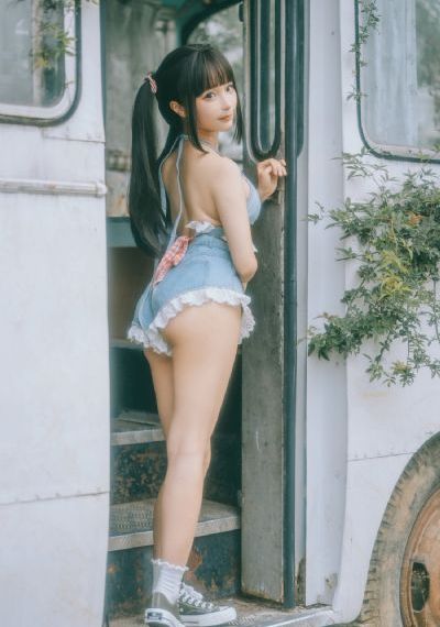 巜疯狂的少妇4做爰韩剧在线