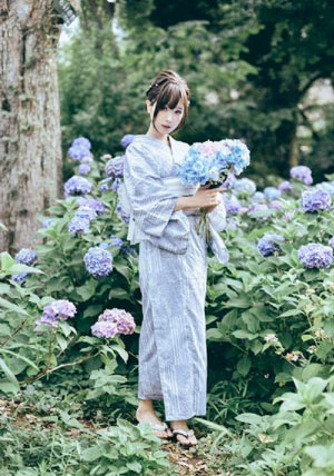 美丽女邻居2未删减版