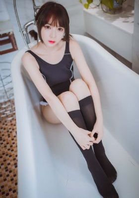 出差强睡年轻女老板1
