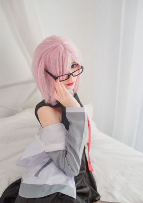 《美丽教师》
